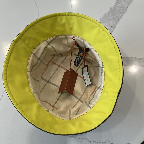 Loro Piana Bucket Hat Grey with Green Lettering - Picture 4 of 5